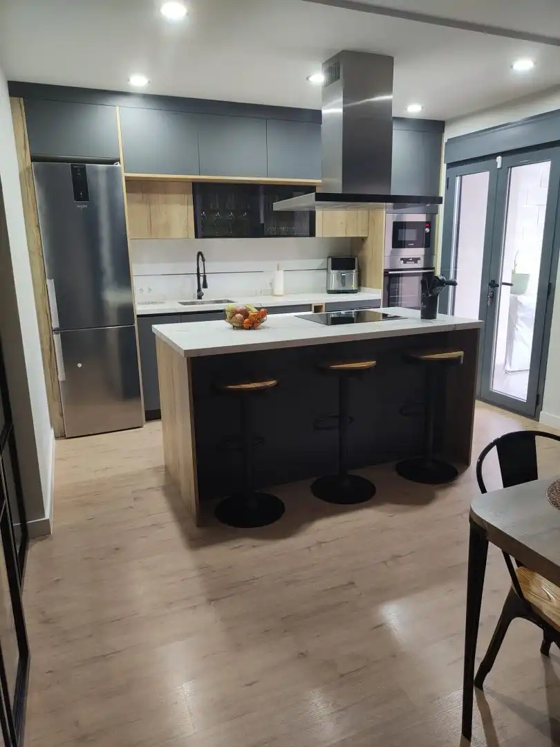 Casa o chalet en venta en Calle Siervas de Maria, 16, Valdepeñas Cocina de Casa o chalet en venta en Valdepeñas con Aire acondicionado, Terraza y Piscina