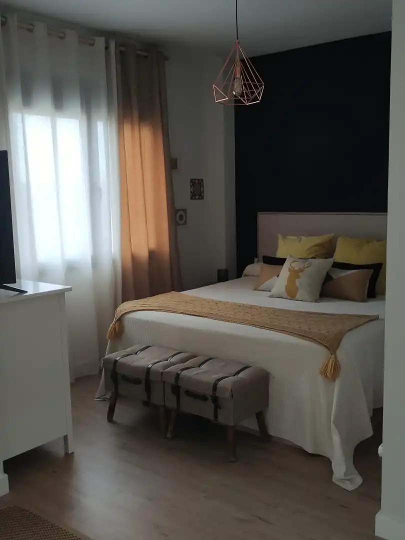 Casa o chalet en venta en Calle Siervas de Maria, 16, Valdepeñas Habitación de Casa o chalet en venta en Valdepeñas con Aire acondicionado, Terraza y Piscina