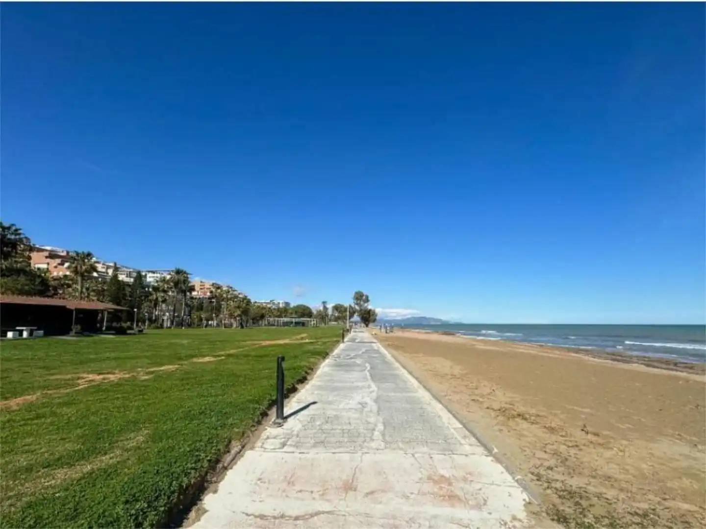 Exterior view of Flat for sale in Oropesa del Mar / Orpesa  with Air Conditioner, Swimming Pool and Balcony