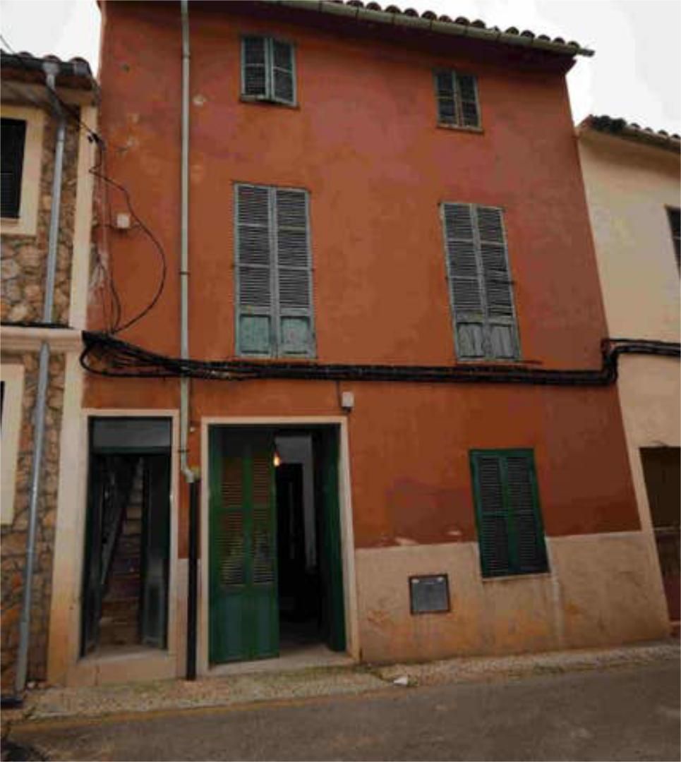 Casa o xalet en venda a Alaró Vista exterior de Casa o xalet en venda en Alaró amb Jardí privat, Terrassa i Traster