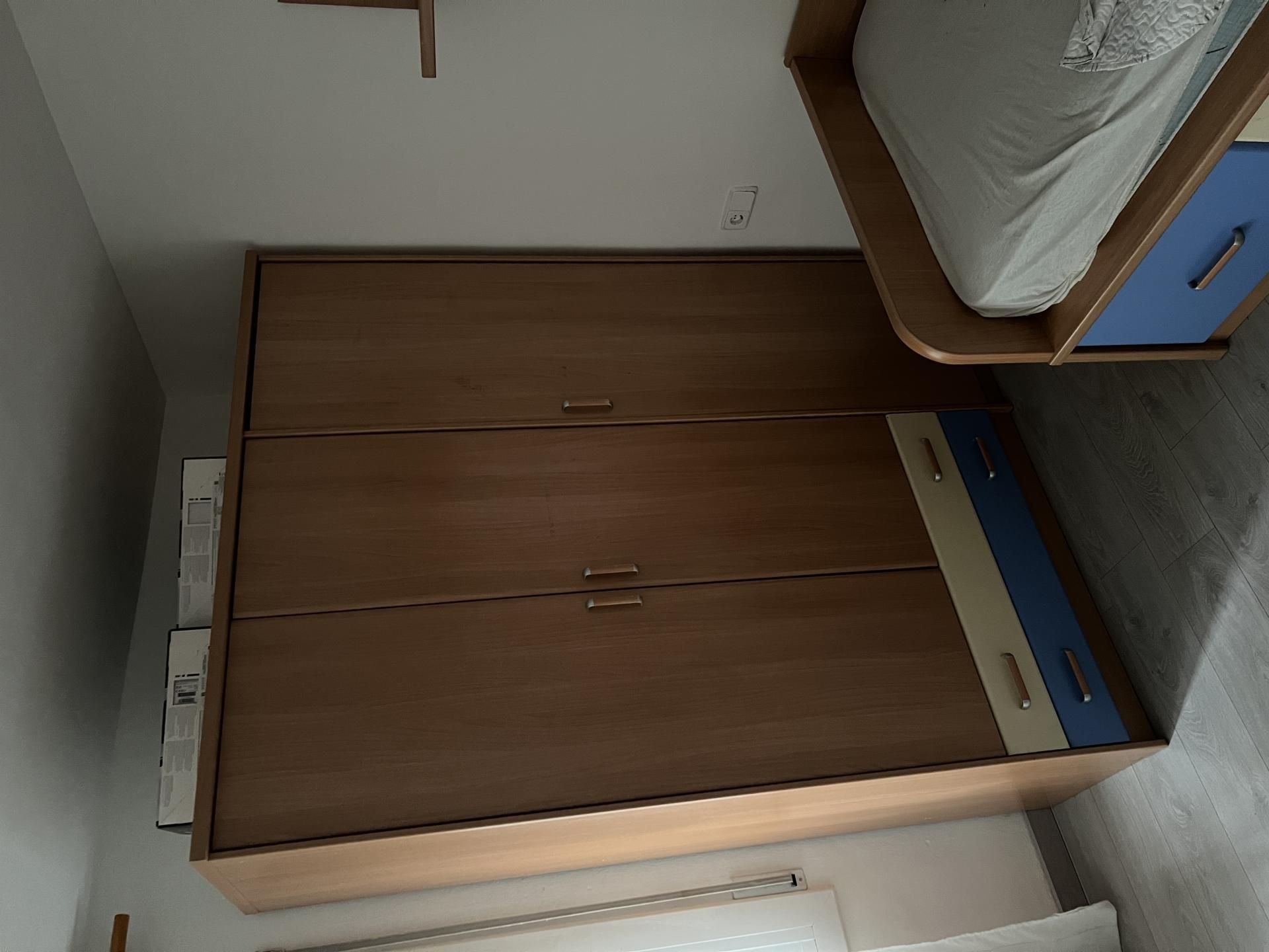 Bedroom of Flat to share in Girona Capital  with Parquet flooring, Terrace and Furnished