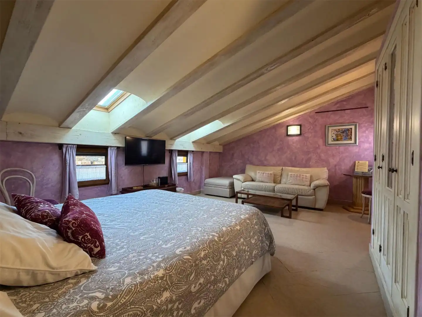 Bedroom of Detached homes for sale in Buitrago del Lozoya  with Air Conditioner, Heating and Terrace
