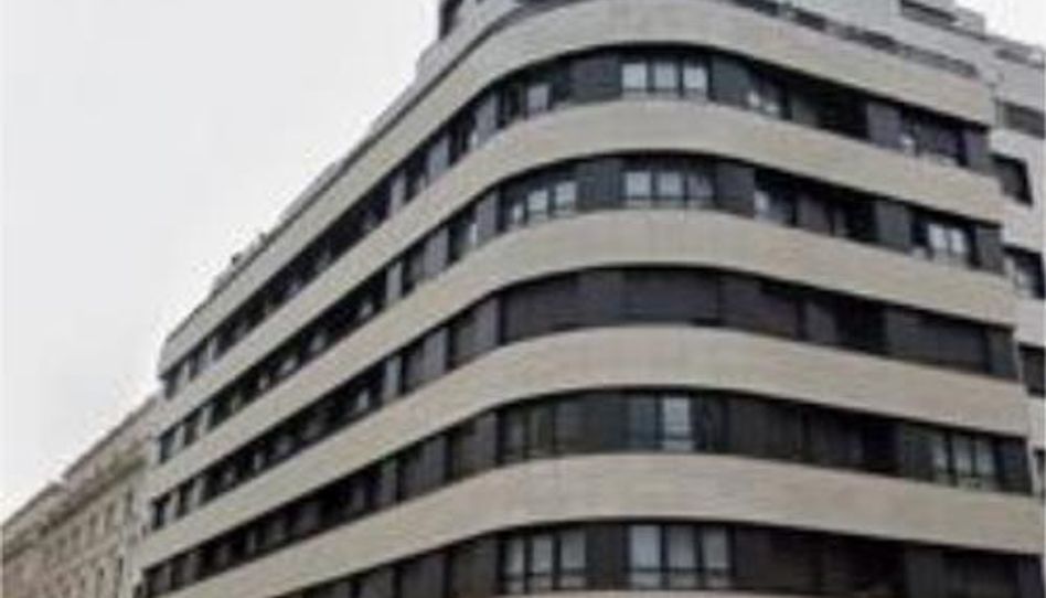 Garaje de alquiler en Ensanche - Moyua - Diputación, Bilbao - imagen 1 Foto 1 de Garaje de alquiler en Ensanche - Moyua - Diputación, Bilbao