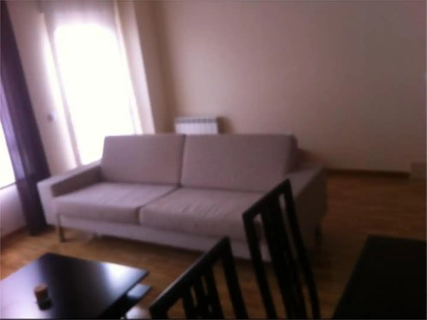 Piso en venta en Calle D. Andres Cid, 15, Monfarracinos Sala de estar de Piso en venta en Monfarracinos con Calefacción, Jardín privado y Parquet