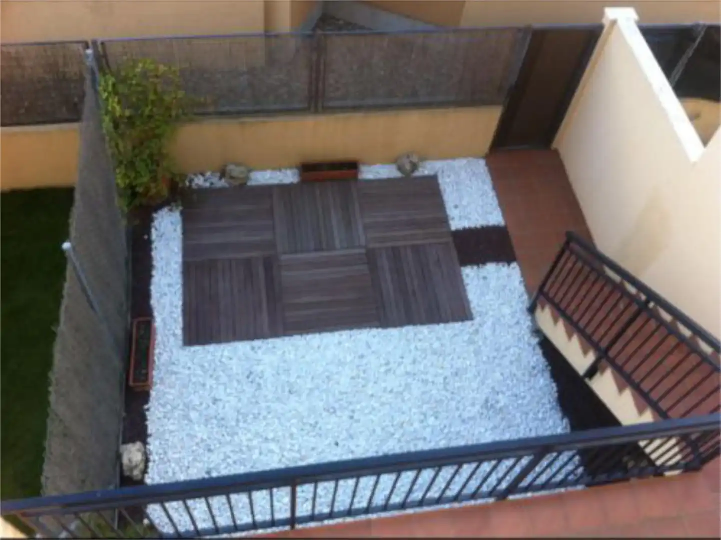 Piso en venta en Calle D. Andres Cid, 15, Monfarracinos Terraza de Piso en venta en Monfarracinos con Calefacción, Jardín privado y Parquet