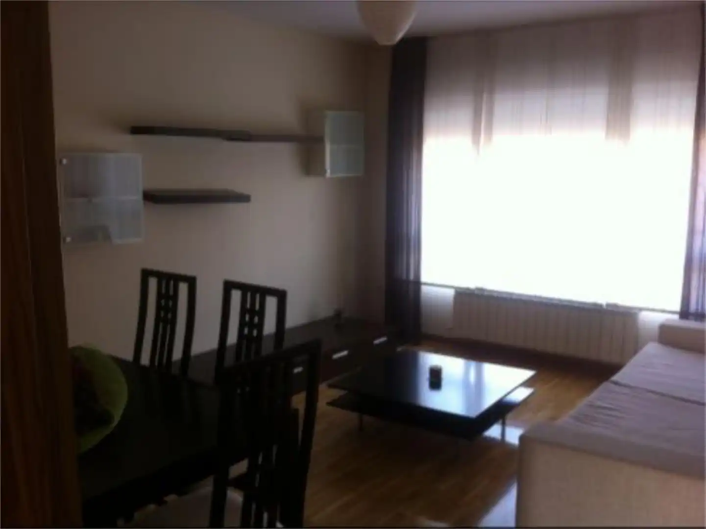 Piso en venta en Calle D. Andres Cid, 15, Monfarracinos Sala de estar de Piso en venta en Monfarracinos con Calefacción, Jardín privado y Parquet