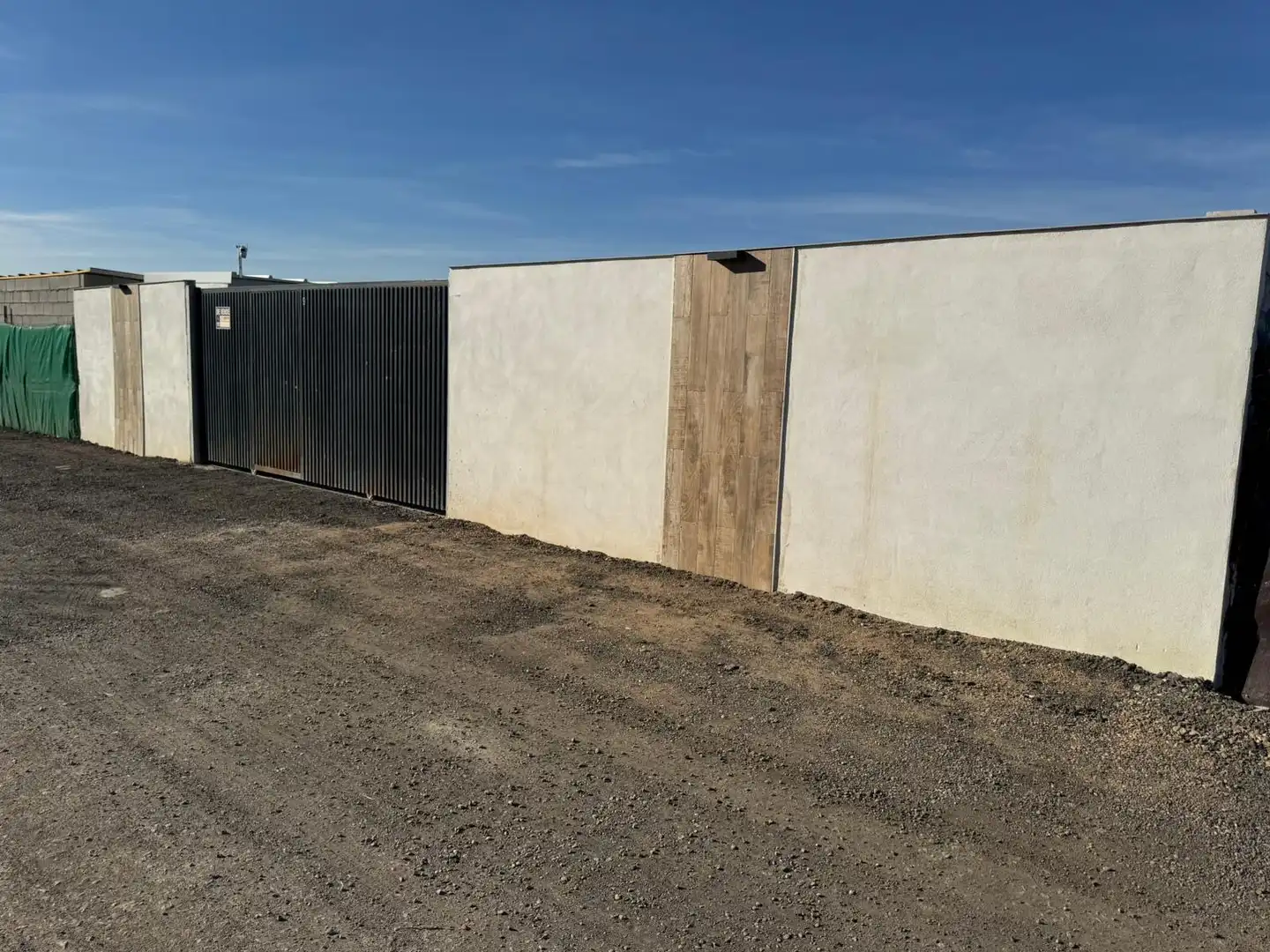 Finca rústica en venda a Avenida de Andalucia, 4, Centro - Doña Mercedes Vista exterior de Finca rústica en venda en Dos Hermanas amb Aire condicionat, Calefacció i Jardí privat