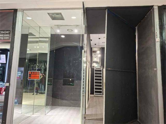 Local comercial en Alquiler en Barrio de Campanar