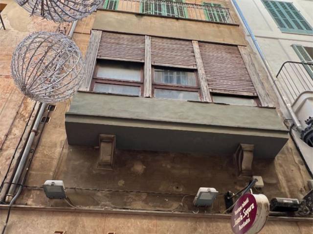 Casa adosada en Venta en Carrer de la Pescateria Vella, 5 en Cort