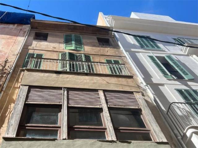 Casa adosada en Venta en Carrer de la Pescateria Vella, 5 en Cort
