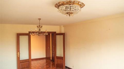 Foto 3 de Piso en venta en Avenida de Torcuato Fernández Miranda, 12, El Bibio - Parque, Gijón