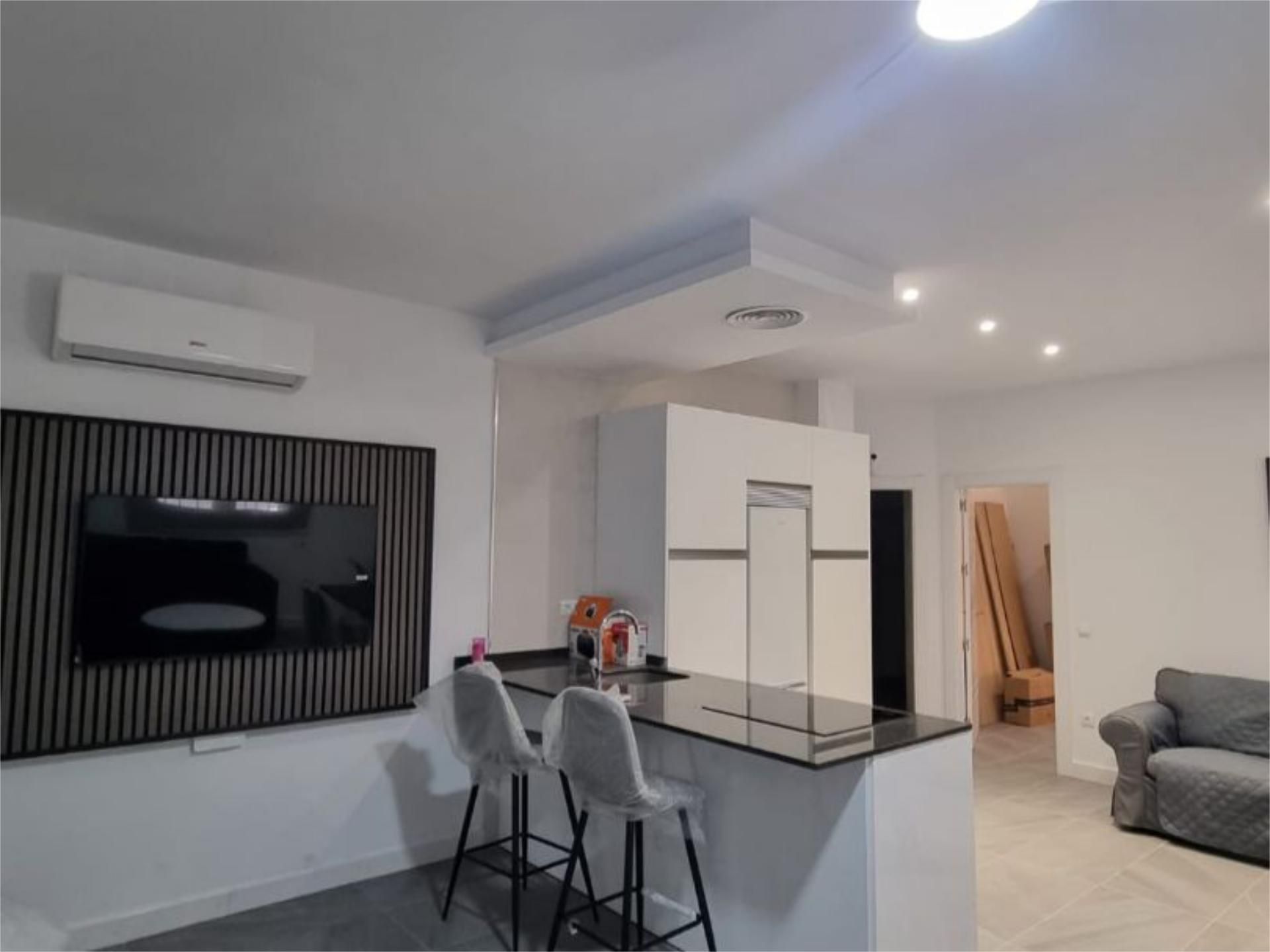 Apartament en venda a Calle las Navas, 32, Parque Ayala - Jardín de la Abadía - Huelín Cuina de Apartament en venda en Málaga Capital amb Aire condicionat
