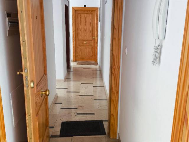 Piso en Alquiler en Calle Tres Cruces, 32 en Las Tres Cruces