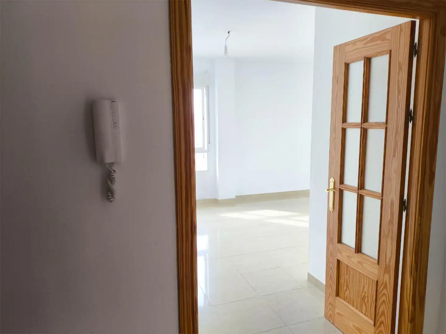 Wohnung zur Miete in Armilla mit Klimaanlage, Heizung und Terrasse