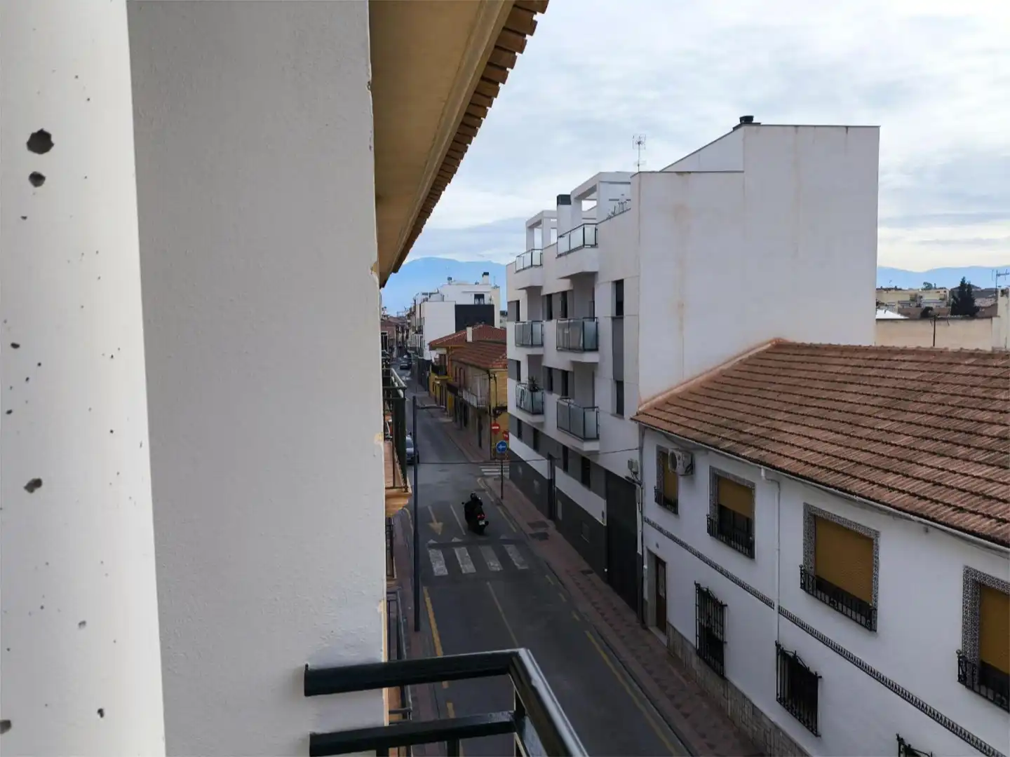 Außenansicht von Wohnung zur Miete in Armilla mit Klimaanlage, Heizung und Terrasse