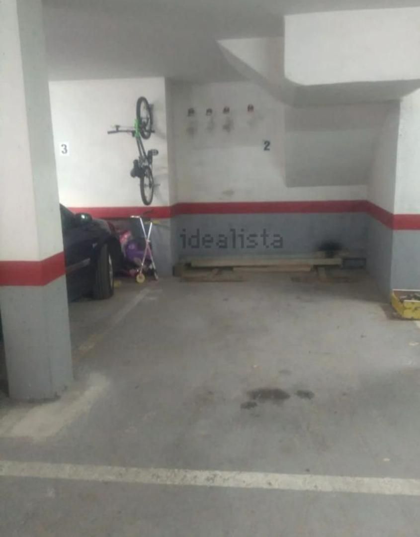 Aparcament de Garatge de lloguer en Venta de Baños