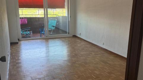 Foto 3 de Piso en venta en Calle del Camino de Los Vinateros, 53, Media Legua,  Madrid Capital