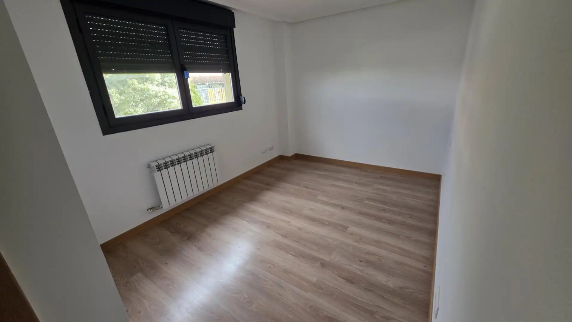 Erdgeschoss zum Verkauf in Calle Valdian, 25, Cirueña Schlafzimmer von Erdgeschoss zum Verkauf in Cirueña mit Terrasse