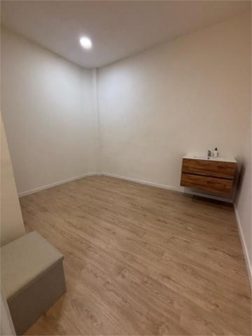 Local de alquiler en  Valencia Capital con Aire acondicionado