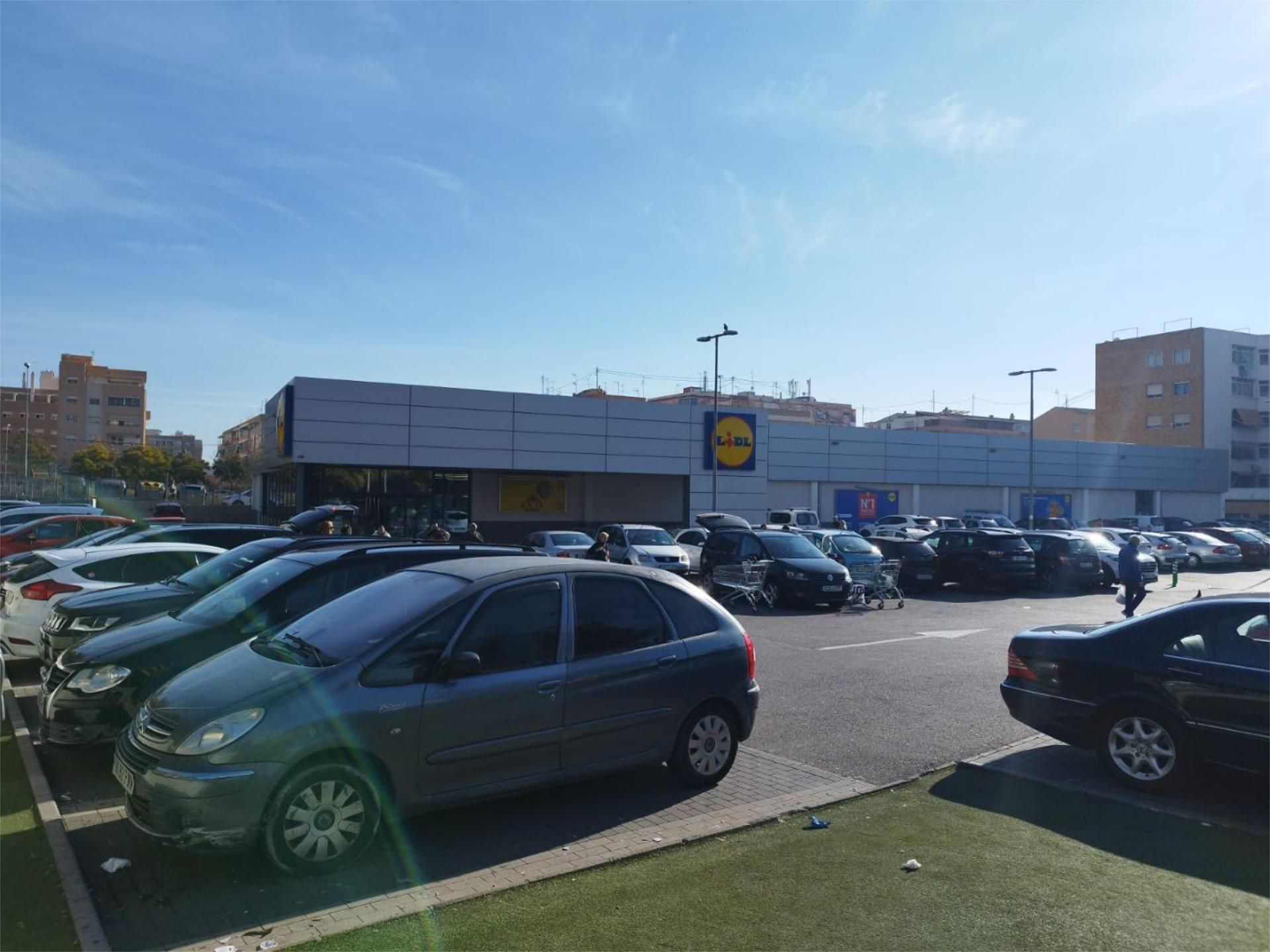 Aparcament de Pis en venda en Alicante / Alacant amb Balcó