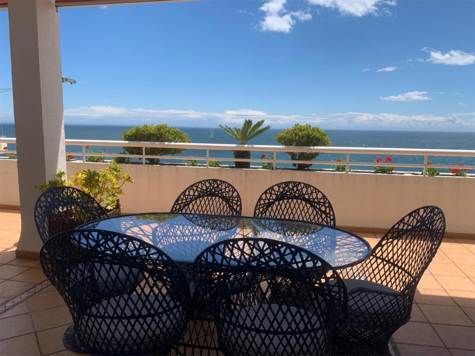 Pis de lloguer a Calle Acera de la Marina, 4, Playa Bajadilla - Puertos Terrassa de Pis de lloguer en Marbella amb Aire condicionat, Calefacció i Terrassa