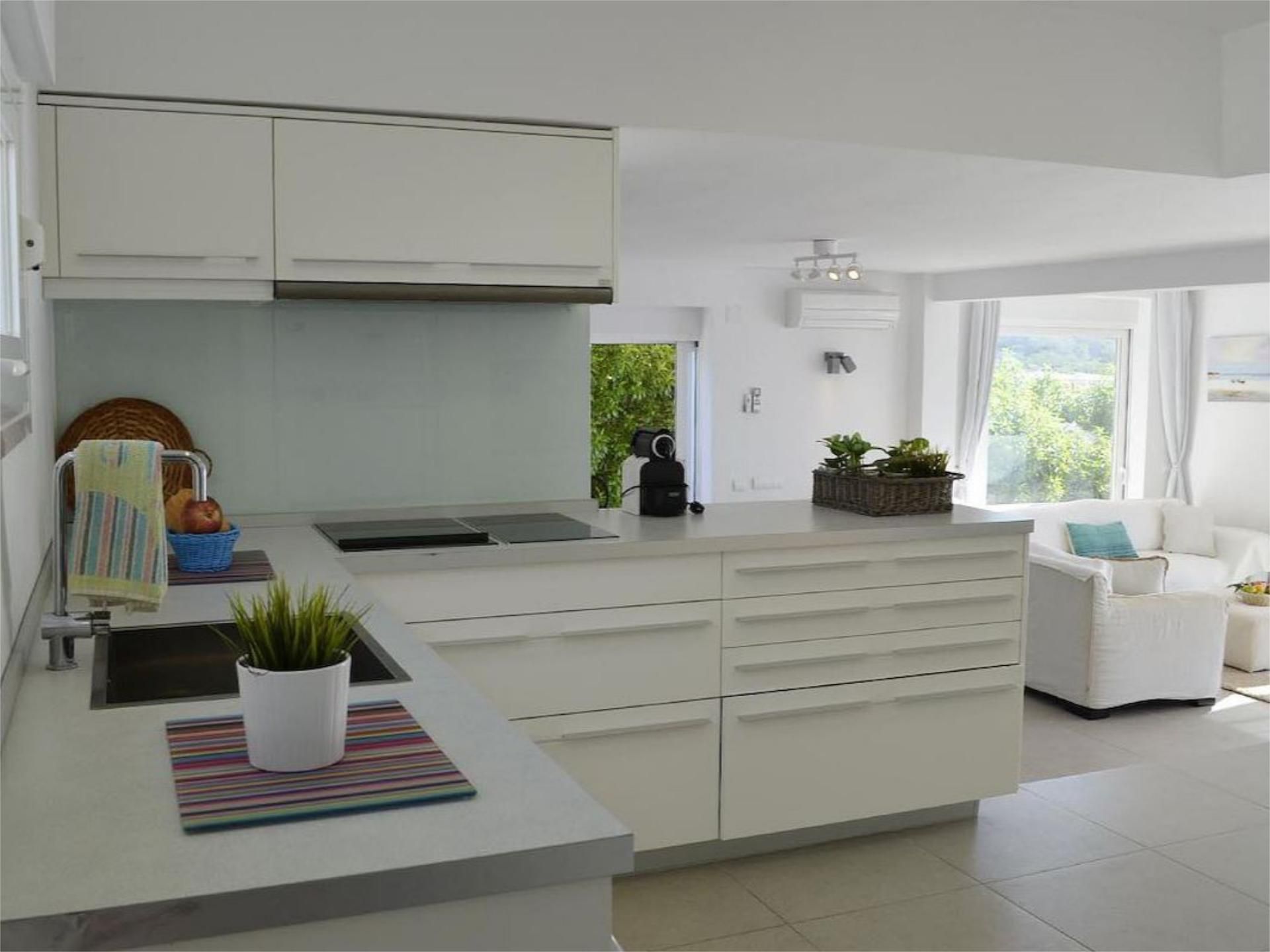 Kitchen of House or chalet to rent in Sant Josep de sa Talaia  with Air Conditioner, Heating and Private garden