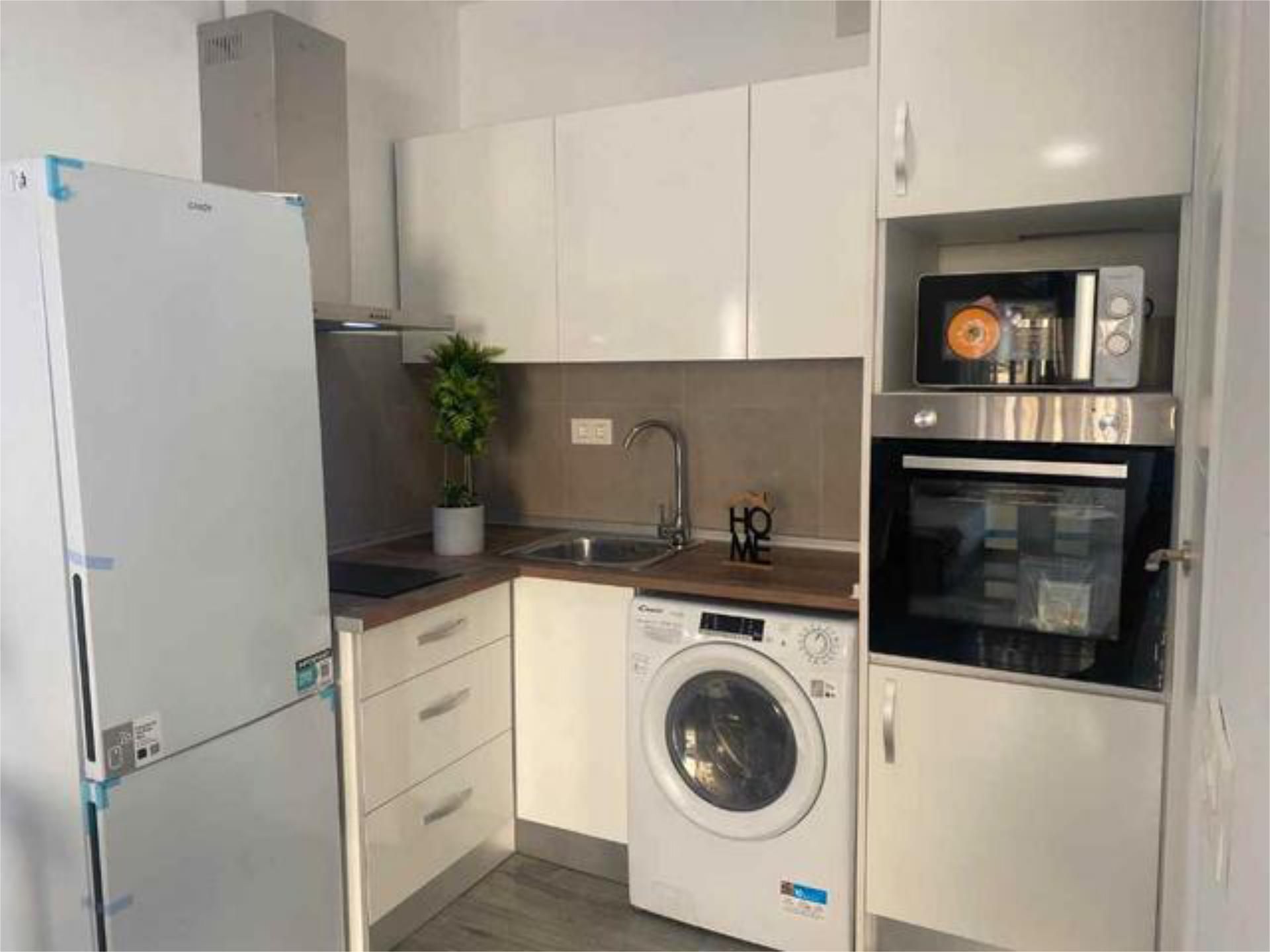 Cuina de Loft de lloguer en Alhendín amb Moblat