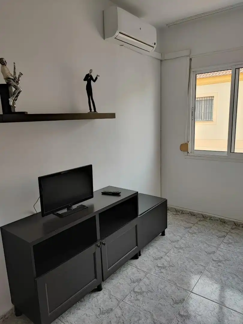 Apartamento de alquiler en Calle Garcerán, 26, Parque Ayala - Jardín de la Abadía - Huelín Sala de estar de Apartamento de alquiler en Málaga con Amueblado, Lavadora y Microondas