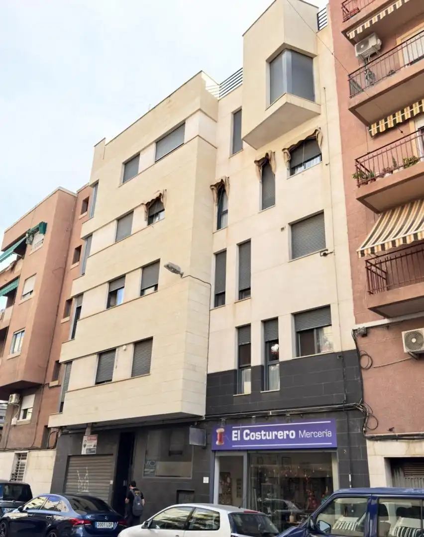 Piso en venta en Carrer Cayetano Martínez, 10, Altabix Vista exterior de Piso en venta en Elche / Elx con Aire acondicionado