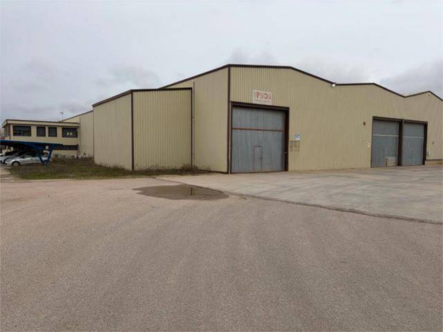 Nave industrial en Alquiler en Chiloeches