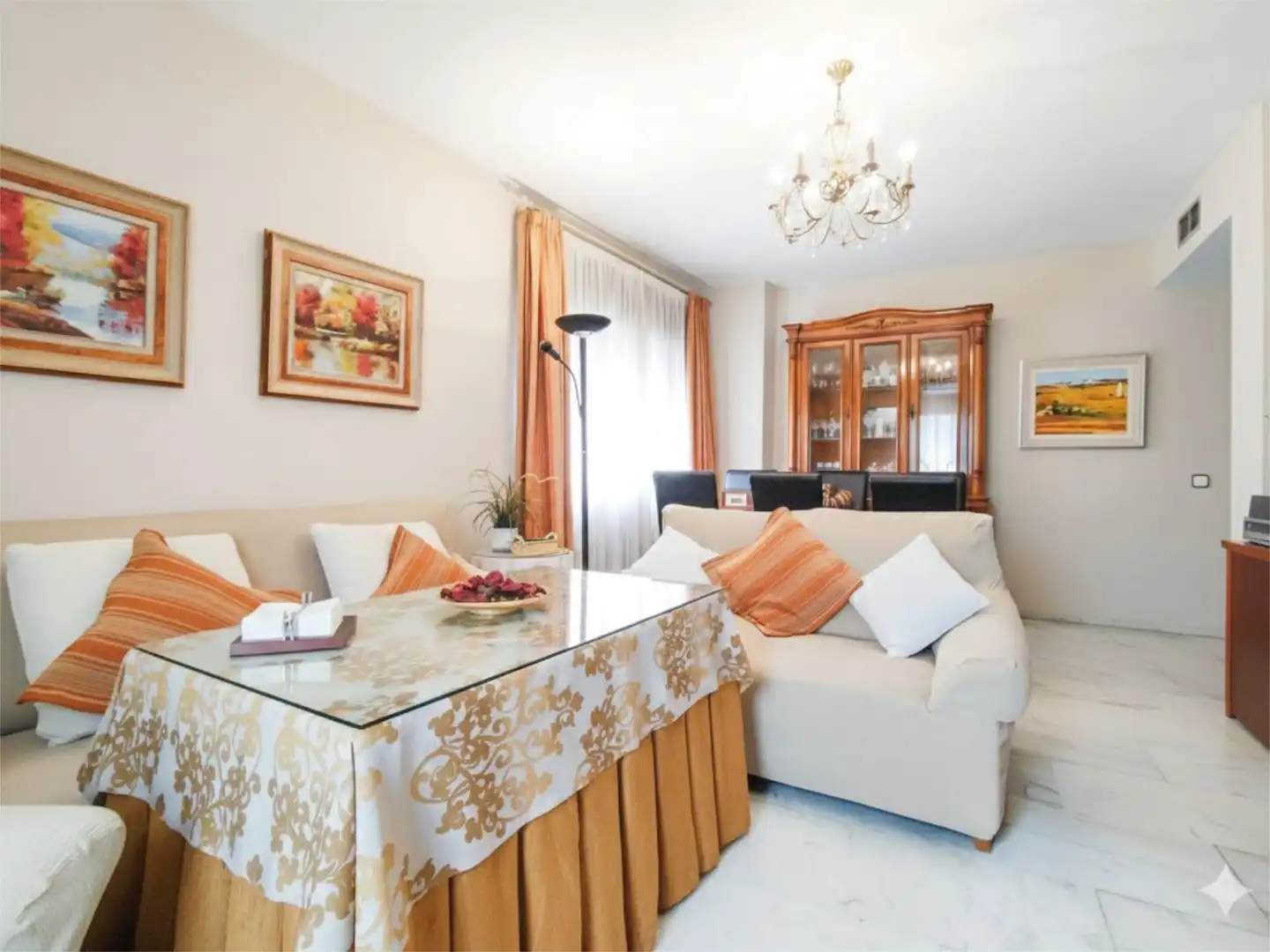 Casa adosada en venda a Calle Sagunto, 41, Sagunto - Edisol Sala d'estar de Casa adosada en venda en Córdoba amb Aire condicionat, Calefacció i Terrassa