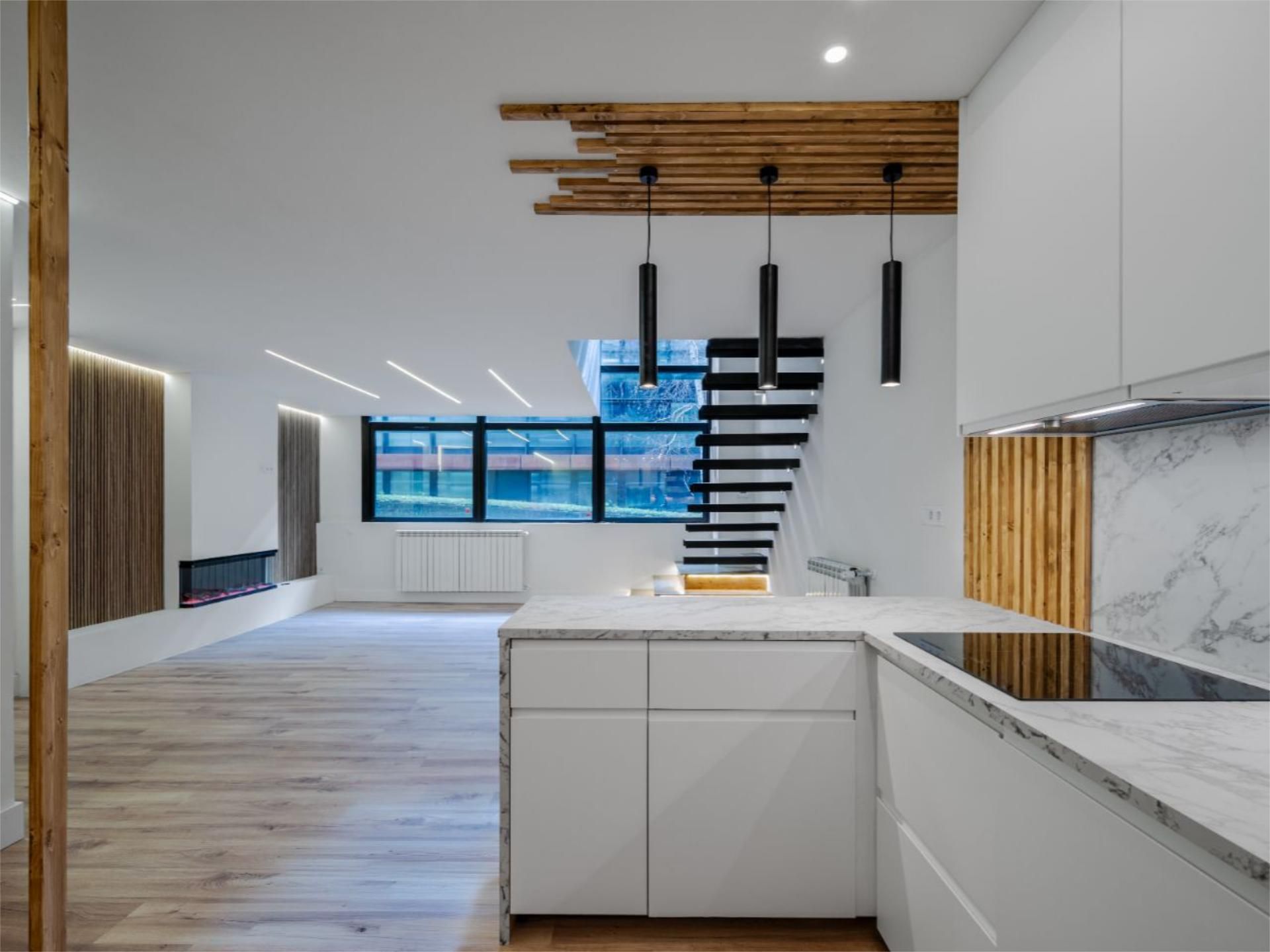 Kitchen of Flat for sale in Alcobendas  with Air Conditioner, Heating and Parquet flooring