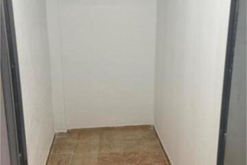 Traster de lloguer a Torelló, Barcelona - imatge 1 Foto 1 de Traster de lloguer a Torelló, Barcelona