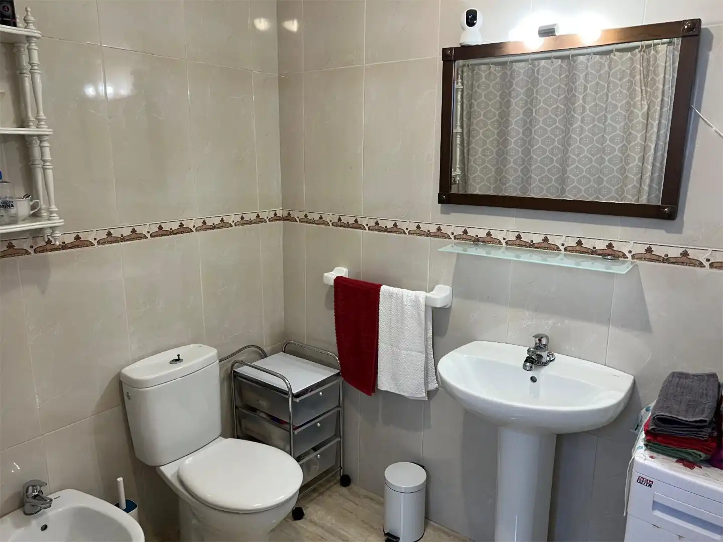 Baño de Piso en venta en Rosal de la Frontera con Aire acondicionado, Calefacción y Amueblado