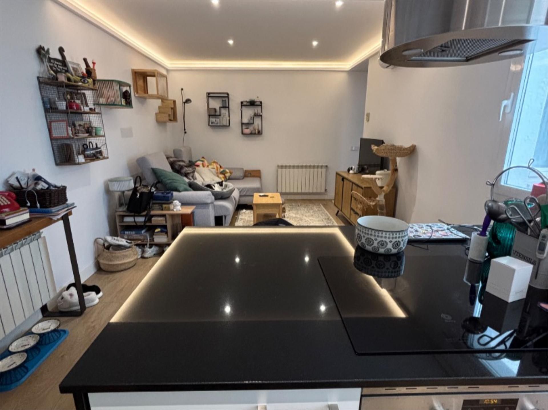 Kitchen of Flat for sale in  Madrid Capital  with Air Conditioner