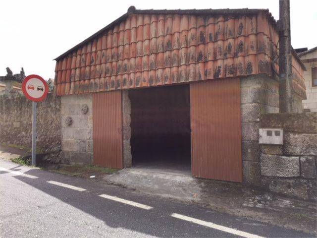 Local comercial en Alquiler en Camos