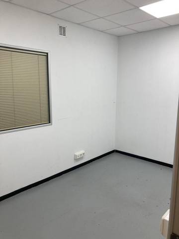 Oficina en Alquiler en Calle Eslovaquia, 23 en San Pedro de Alcántara pueblo