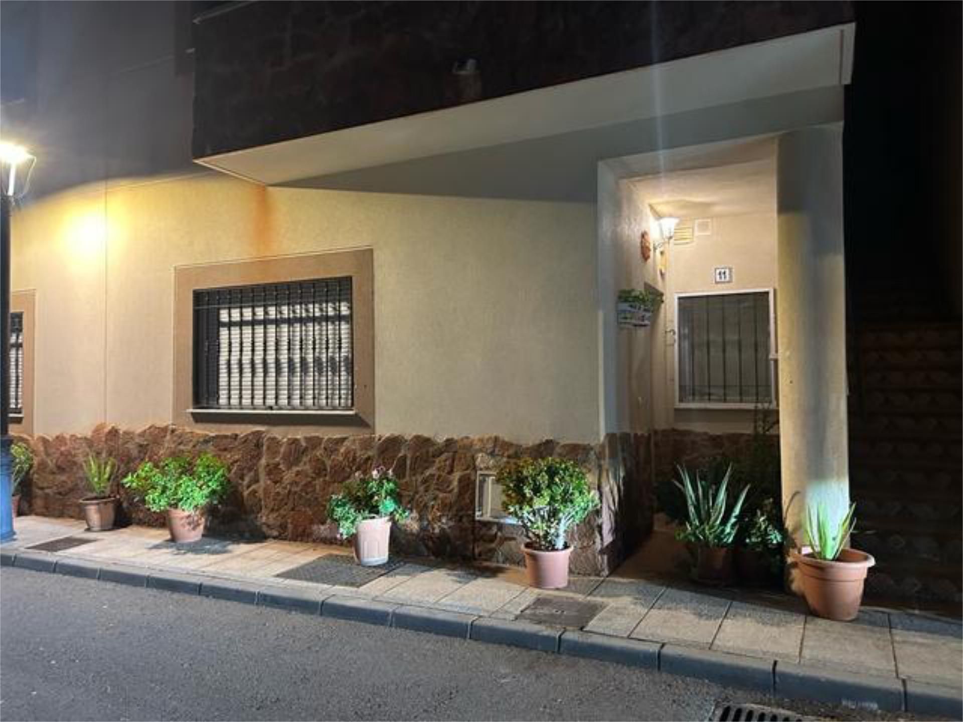 Vista exterior de Casa o chalet en venta en Enix