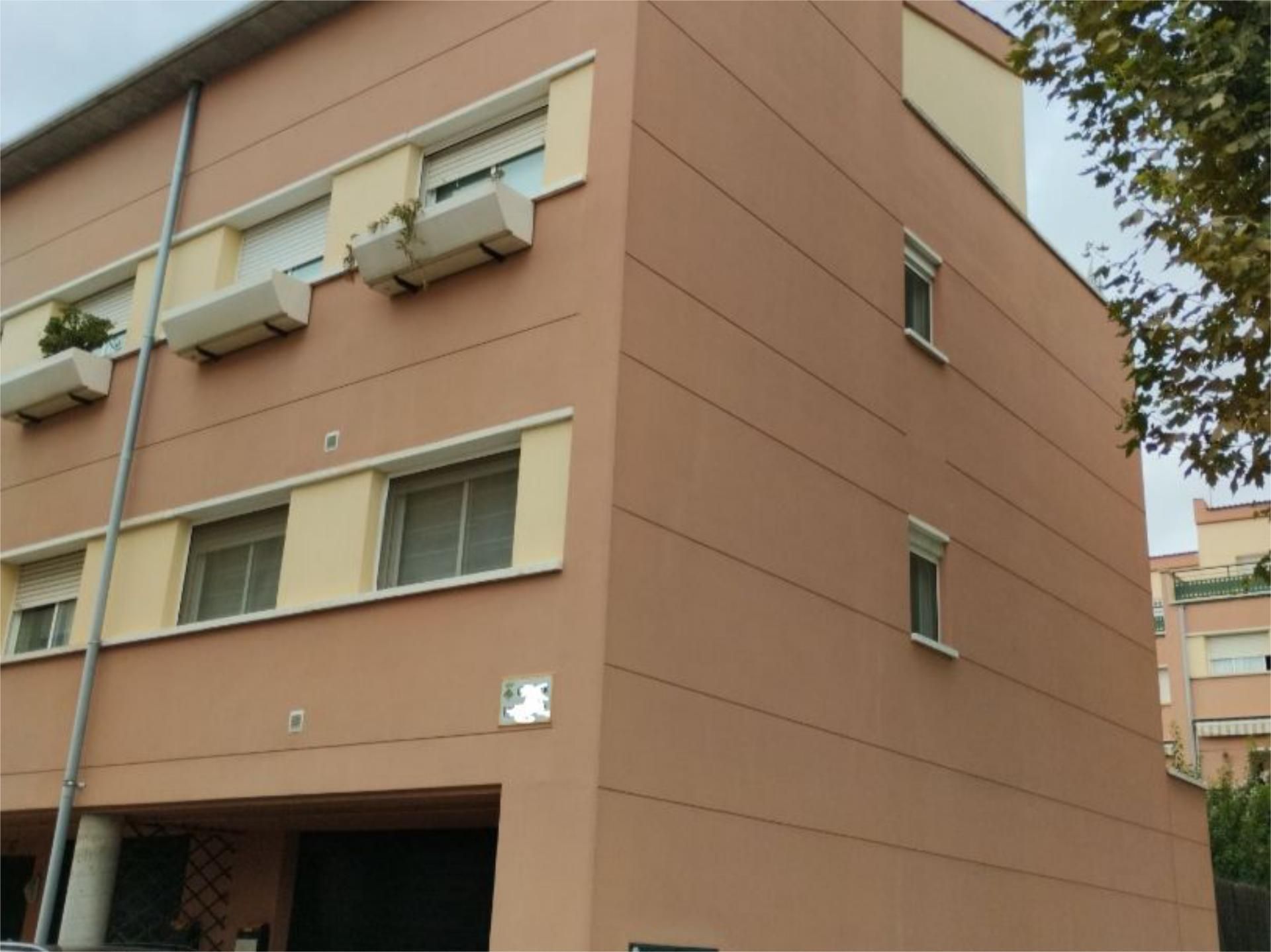 Vista exterior de Casa adosada en venda en Martorell