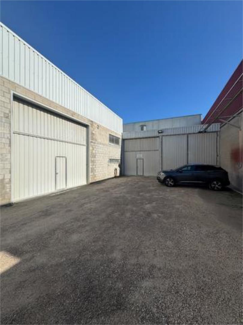 Vista exterior de Nau industrial de lloguer en Deltebre