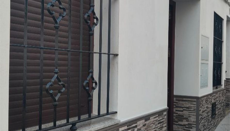 Casa adosada en venta en Calle Vista Alegre, 33, El Pedroso, Sevilla - imagen 1 Foto 1 de Casa adosada en venta en Calle Vista Alegre, 33, El Pedroso, Sevilla