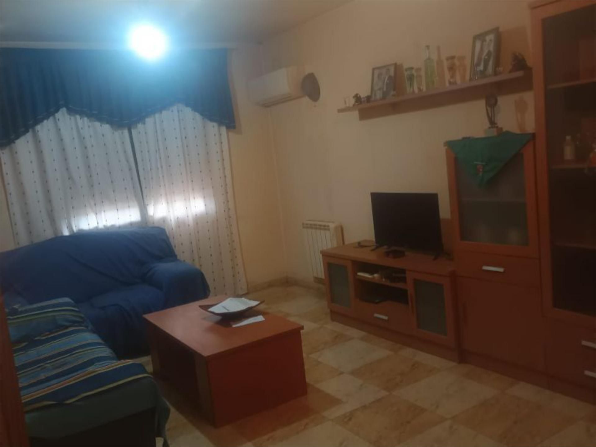 Sala d'estar de Casa o xalet en venda en Pelahustán amb Aire condicionat, Calefacció i Moblat