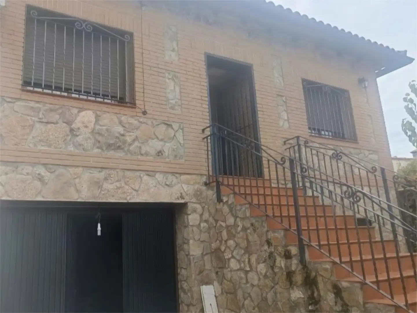 Casa o chalet en venta en Avenida Madrid, 46, Pelahustán Vista exterior de Casa o chalet en venta en Pelahustán con Aire acondicionado