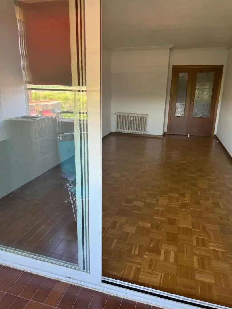 Wohnung zum Verkauf in Calle del Camino de los Vinateros, 53, Media Legua Wohnung zum Verkauf in Madrid mit Heizung, Parkett und Abstellraum