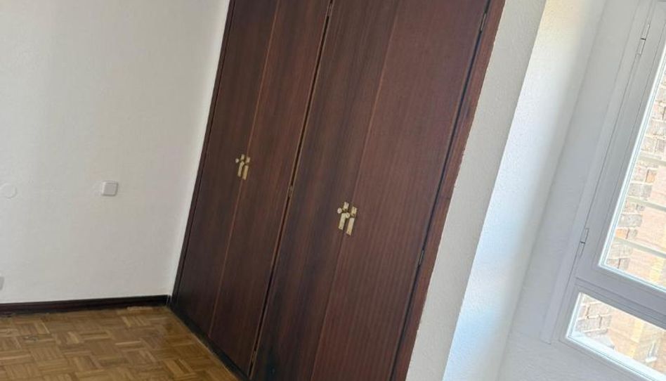 Flat for sale in Calle del Camino de Los Vinateros, 53, Media Legua, Madrid Capital - image 1 Photo 1 of Flat for sale in Calle del Camino de Los Vinateros, 53, Media Legua, Madrid Capital