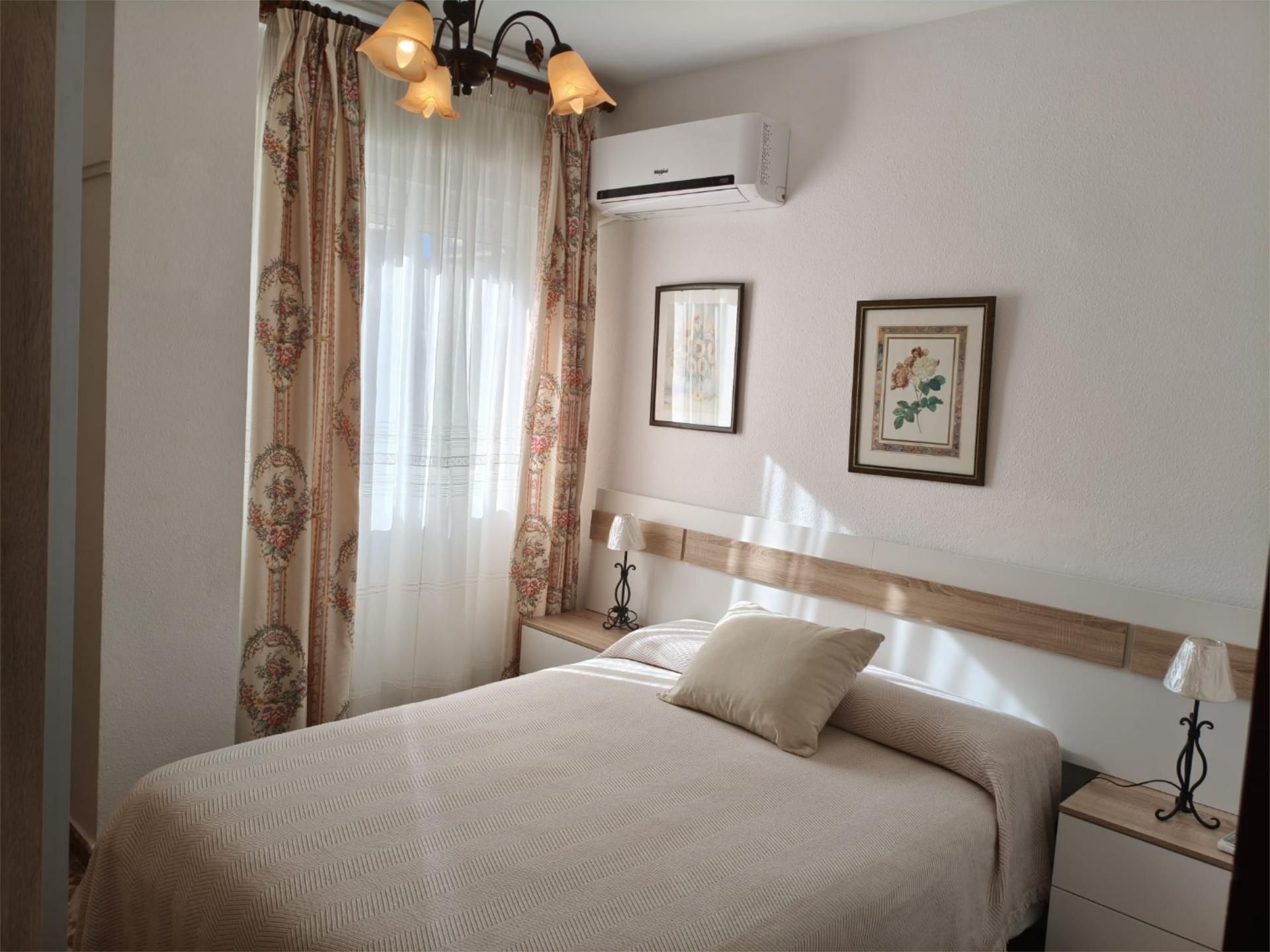 Bedroom of Flat to rent in Nerja  with Air Conditioner, Heating and Furnished