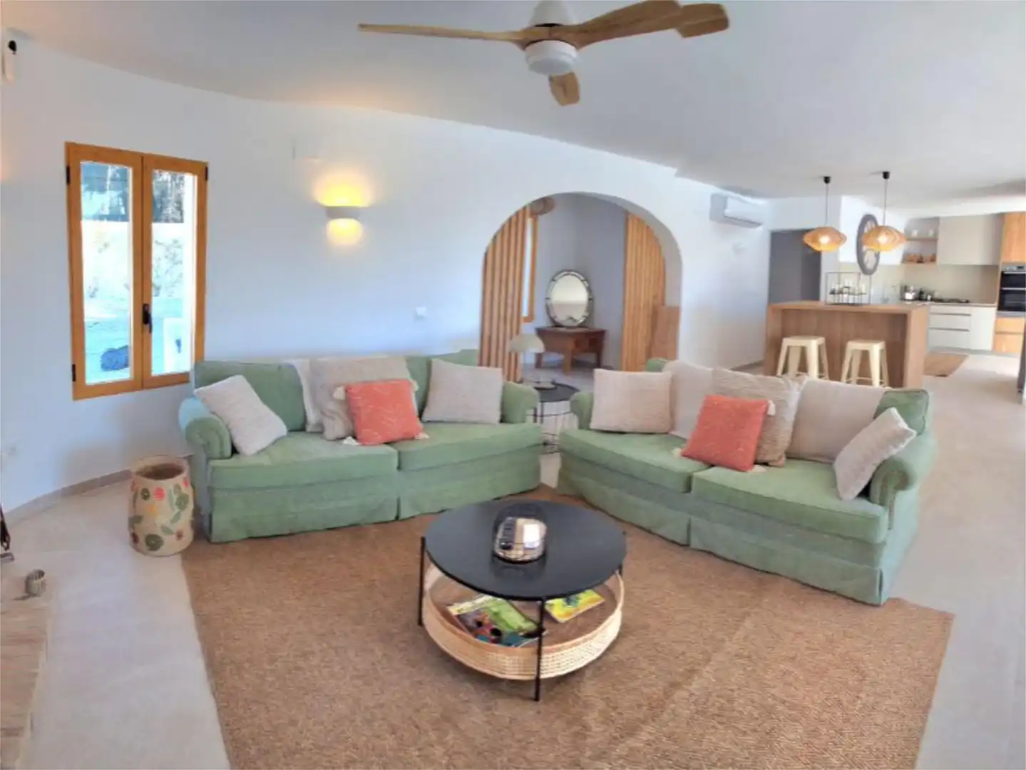 Sala de estar de Piso en venta en Calpe / Calp con Aire acondicionado, Terraza y Piscina