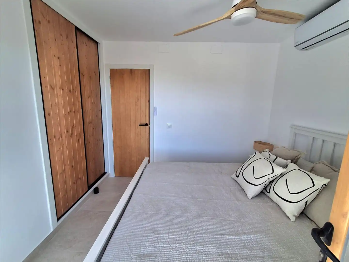 Habitación de Piso en venta en Calpe / Calp con Aire acondicionado, Terraza y Piscina