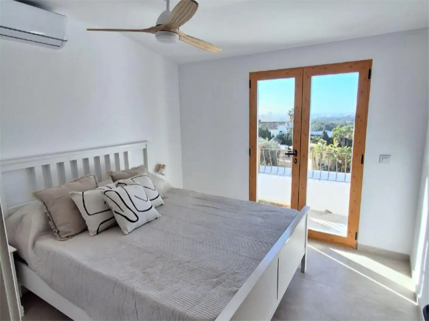 Habitación de Piso en venta en Calpe / Calp con Aire acondicionado, Terraza y Piscina
