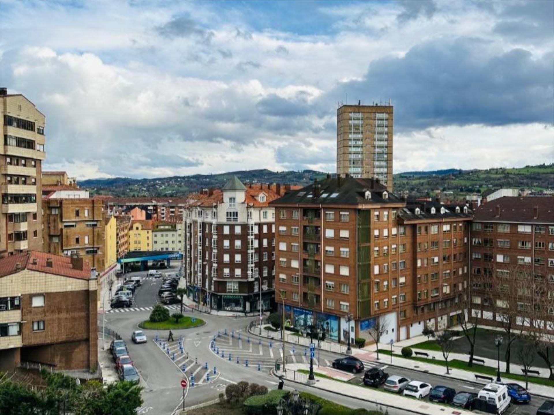 Exterior view of Flat for sale in Oviedo   with Terrace